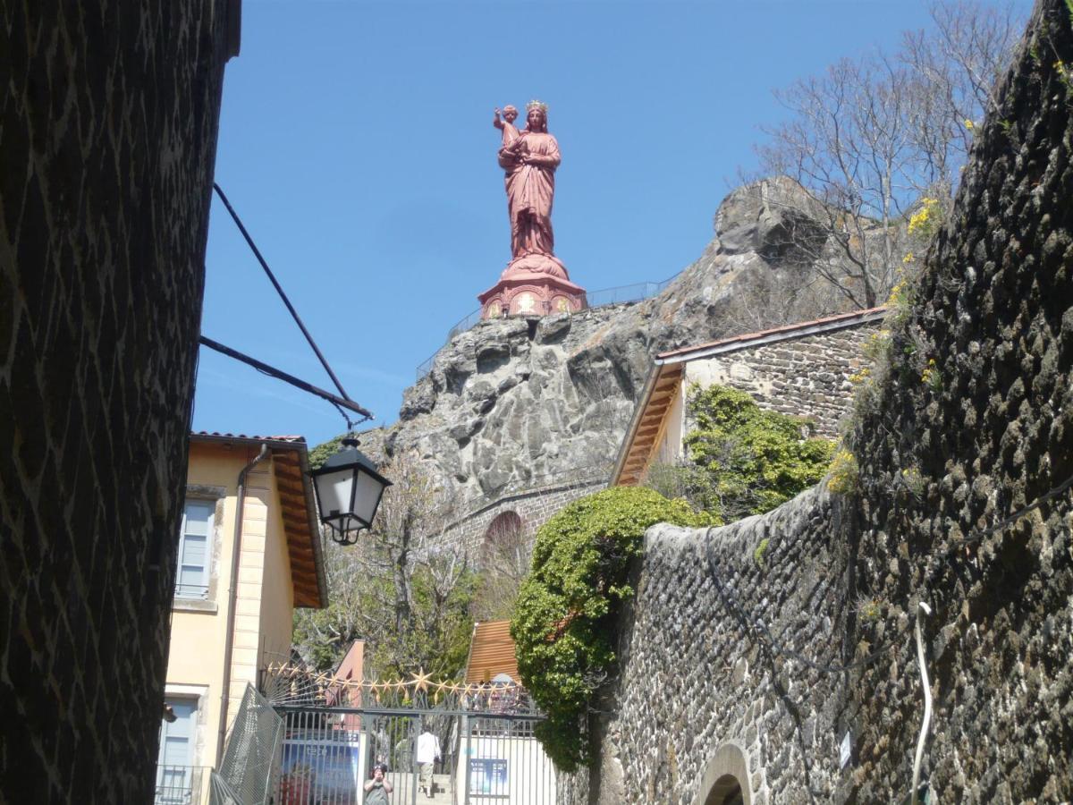 Le Petit St Jacques Apartment Le Puy-en-Velay Ngoại thất bức ảnh